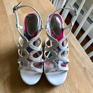 Madden Girl Wedges, 4.5 Heel, Sz 7, Brand New, $45